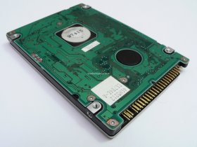 Fujitsu MHT2080AH - Hard Drive - 80 GB - 100 MBps - 5400 rpm